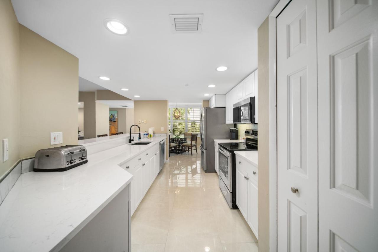 Gullwing Beach Front Resort Fort Myers Beach Εξωτερικό φωτογραφία