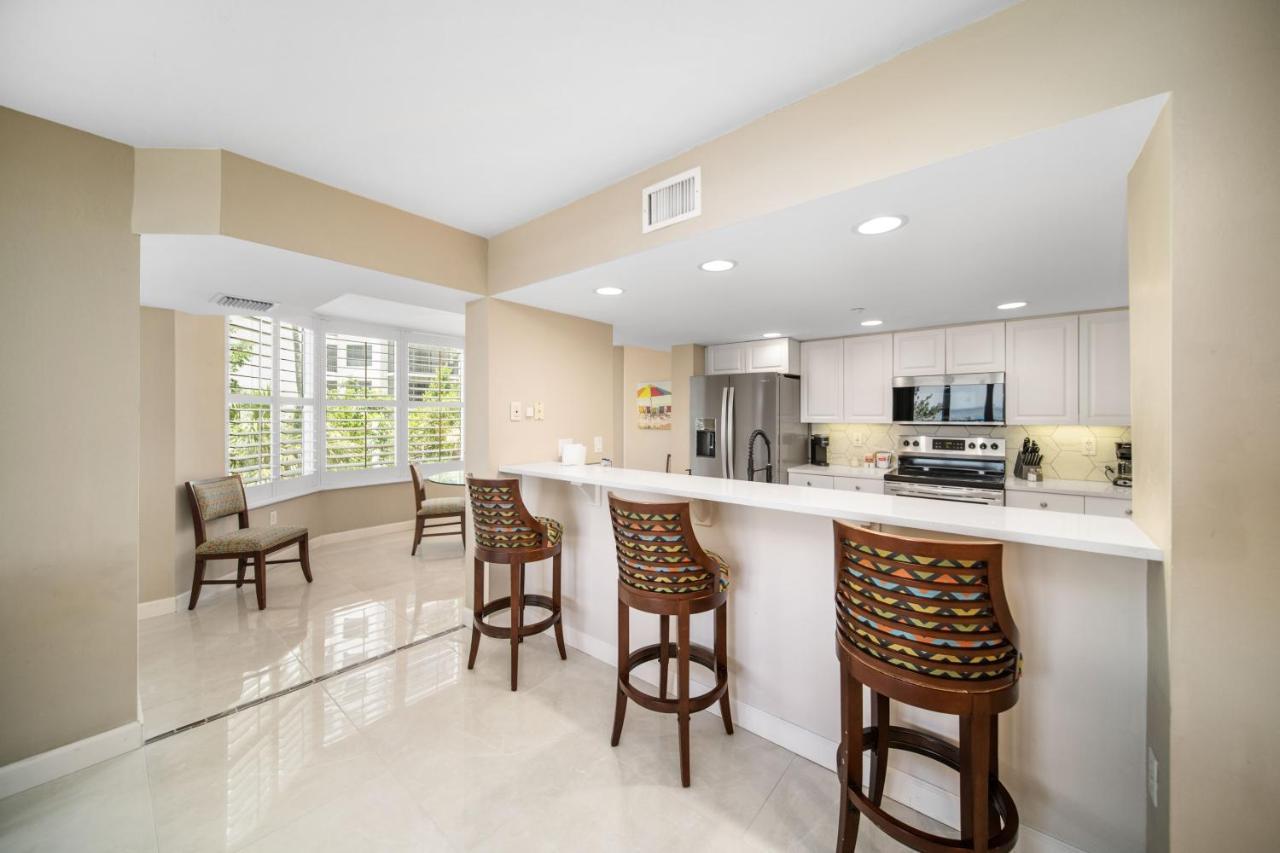 Gullwing Beach Front Resort Fort Myers Beach Εξωτερικό φωτογραφία